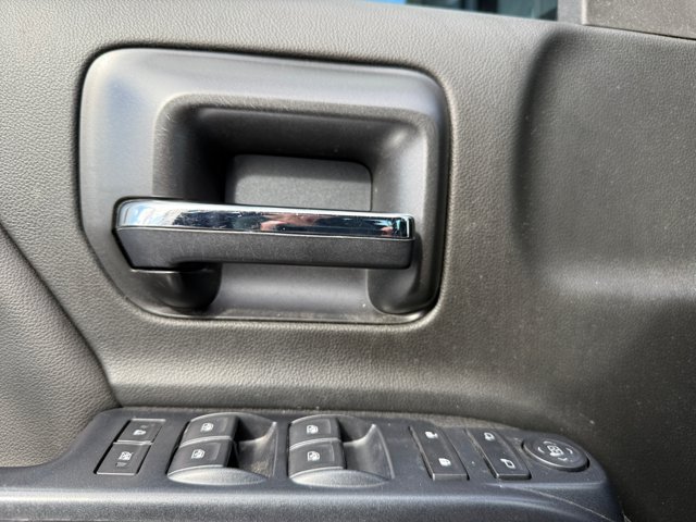 Used 2018 Chevrolet Silverado 1500 LT w/ All Star Edition AWD/4WD image 20