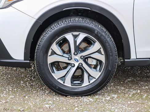 Used 2020 Subaru Outback Limited image 9