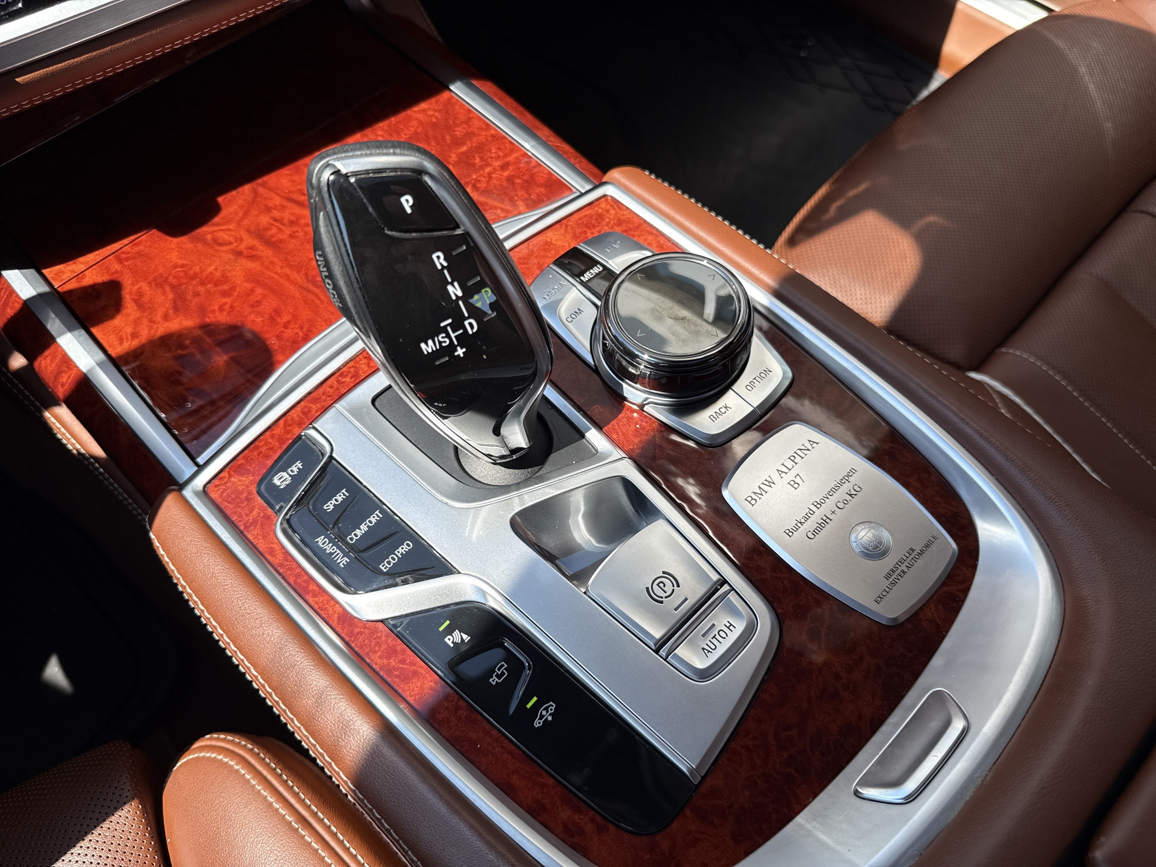 Used 2018 BMW ALPINA B7 xDrive AWD/4WD image 17