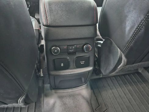 Used 2019 Ford Explorer Sport w/ Equipment Group 401A AWD/4WD image 18