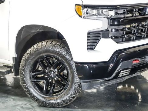 Certified 2023 Chevrolet Silverado 1500 LT Trail Boss image 4