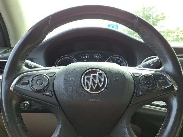 Used 2018 Buick Enclave Essence AWD/4WD image 20