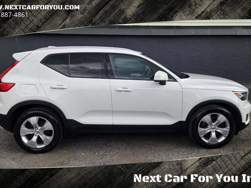 Used 2019 Volvo XC40 T5 Momentum AWD/4WD image 5