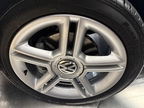 Used 2005 Volkswagen Beetle GLS image 22