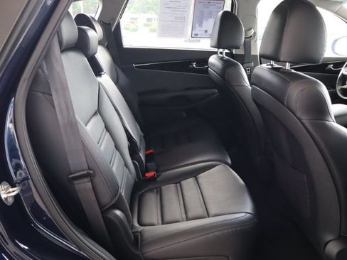 Used 2020 Kia Sorento EX FWD image 42