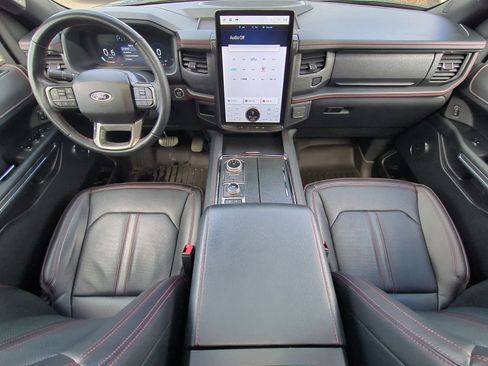 Used 2024 Ford Expedition Max Limited AWD/4WD image 15