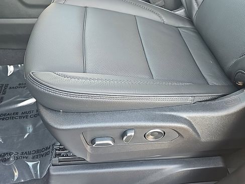 New 2025 GMC Sierra 1500 Denali image 8