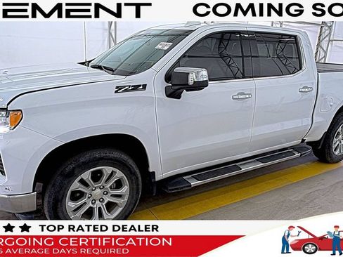 Used 2022 Chevrolet Silverado 1500 LTZ AWD/4WD image 1