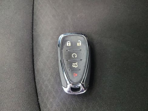 Used 2023 Chevrolet Malibu LT FWD image 32