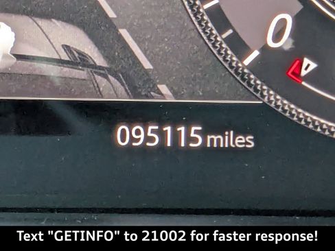 Used 2021 Land Rover Range Rover Sport SVR image 37