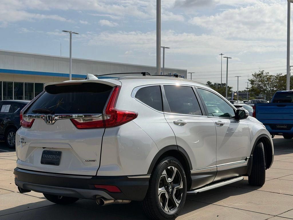 Used 2019 Honda CR-V Touring image 5