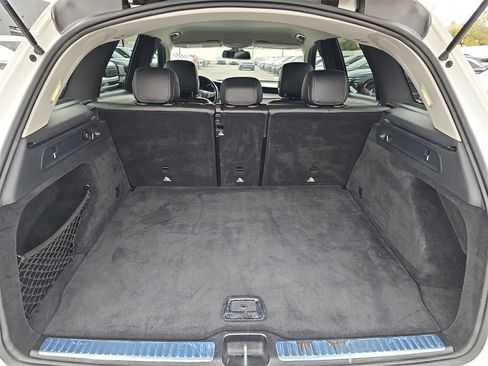 Used 2019 Mercedes-Benz GLC 300 4MATIC image 23