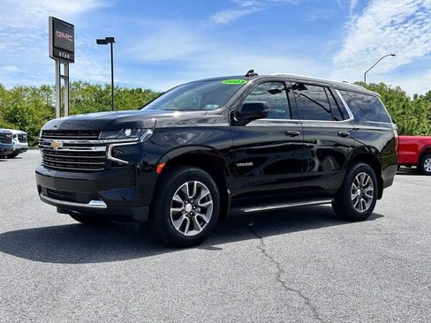 Used 2023 Chevrolet Tahoe LT w/ LT Signature Plus Package AWD/4WD image 2