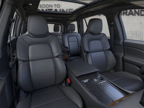 New 2026 Lincoln Aviator Reserve image 10