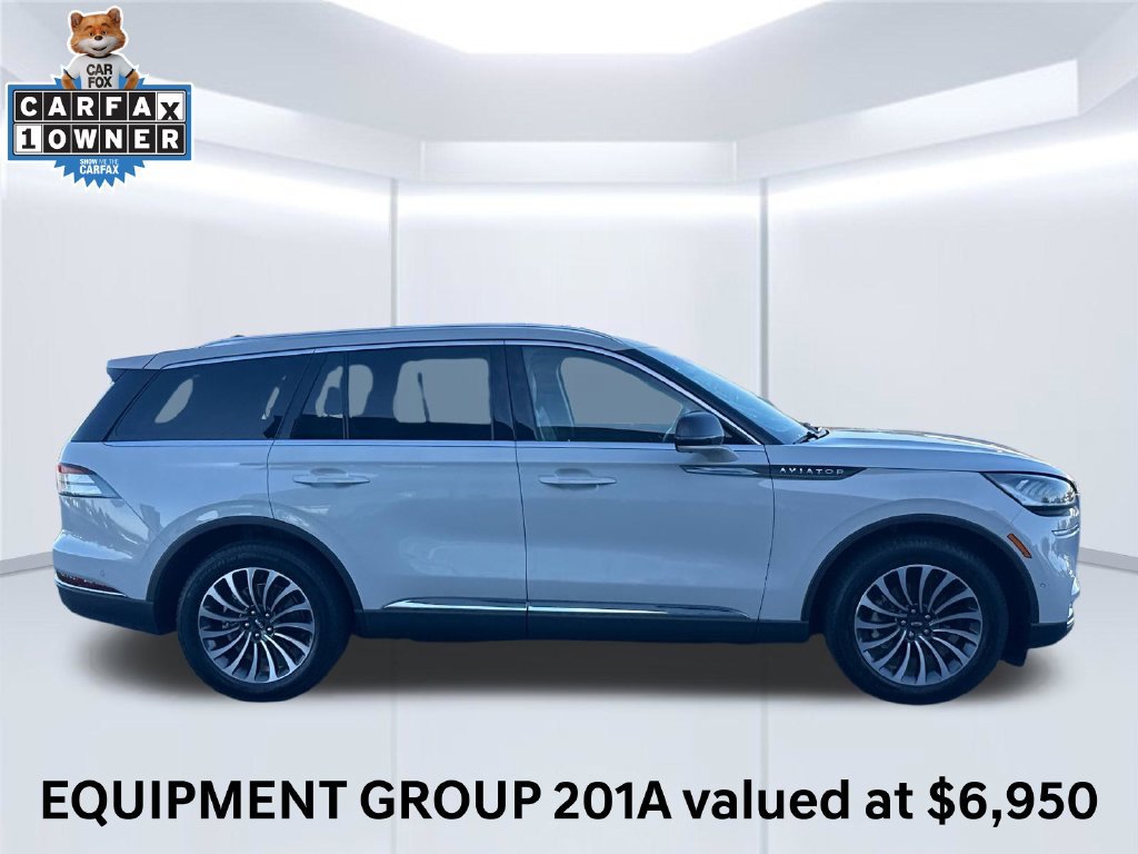 Used 2023 Lincoln Aviator Reserve w/ Equipment Group 201A AWD/4WD image 3