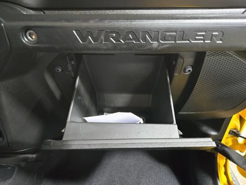 Used 2019 Jeep Wrangler Sport AWD/4WD image 49