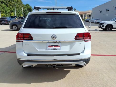 Used 2018 Volkswagen Atlas SEL FWD image 7