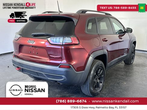 Used 2020 Jeep Cherokee Trailhawk w/ Cold Weather Group image 11