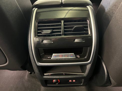 Certified 2024 BMW X7 xDrive40i image 35