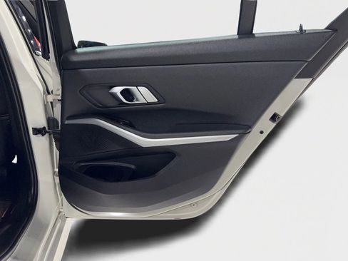 Used 2020 BMW 330i Sedan w/ Driving Assistance Package image 25