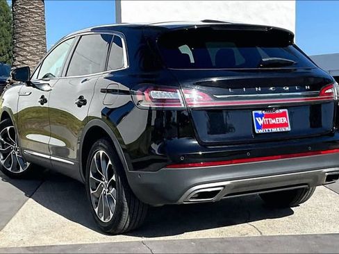 Used 2022 Lincoln Nautilus Reserve AWD/4WD image 12