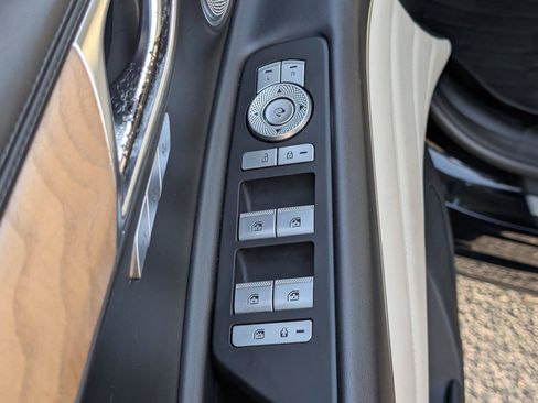 Used 2021 Genesis GV80 3.5T Advanced + AWD/4WD image 19