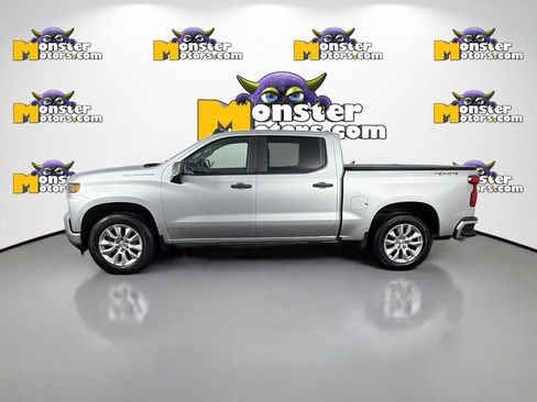 Used 2020 Chevrolet Silverado 1500 Custom w/ Custom Value Package AWD/4WD image 8