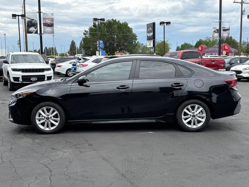 Used 2024 Kia Forte GT-Line FWD image 8