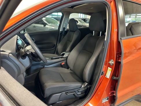 Used 2019 Honda HR-V EX image 13