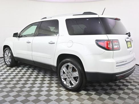 Used 2017 GMC Acadia Limited SLT AWD/4WD image 4