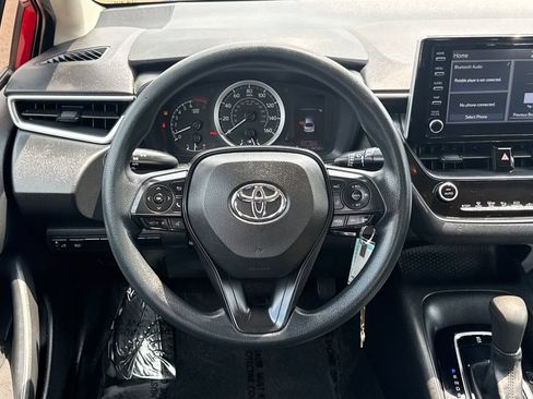 Used 2020 Toyota Corolla LE FWD image 12
