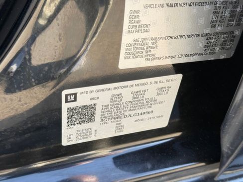 Used 2020 GMC Sierra 1500 AT4 w/ AT4 Premium Package image 11