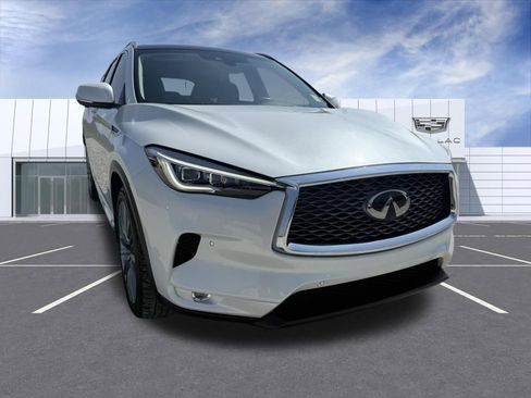 Used 2024 INFINITI QX50 Sensory image 1