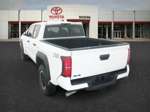 New 2026 Toyota Tacoma TRD Off-Road AWD/4WD image 16