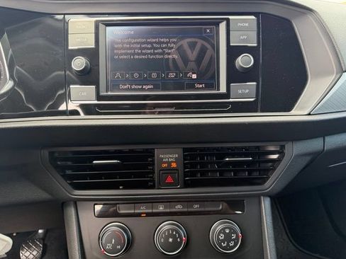 Used 2019 Volkswagen Jetta S FWD image 19