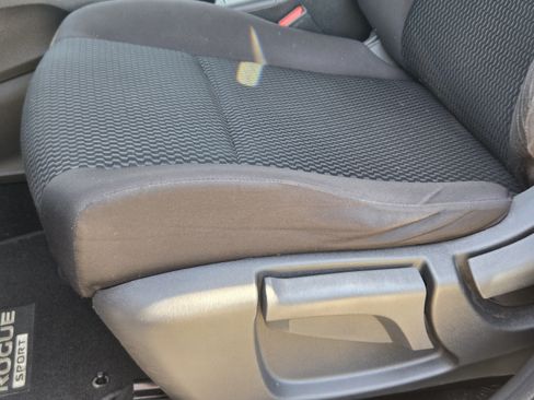 Used 2018 Nissan Rogue Sport S w/ S Appearance Package FWD image 20