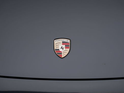 Used 2025 Porsche 911 Targa 4 GTS AWD/4WD image 15