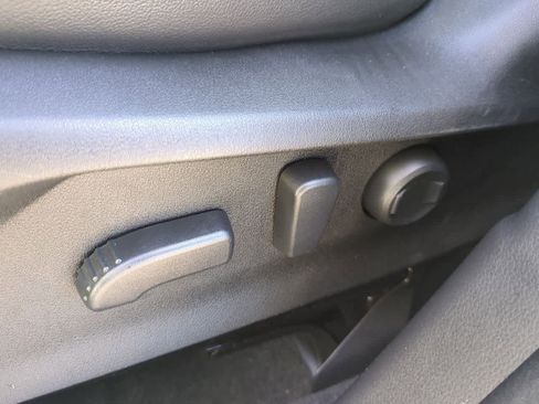 Used 2022 Subaru Forester Limited image 16