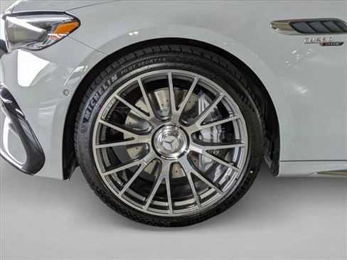 New 2026 Mercedes-Benz E 53 AMG e 4MATIC Sedan image 10
