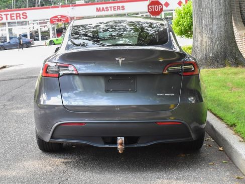 Used 2021 Tesla Model Y Long Range AWD/4WD image 7