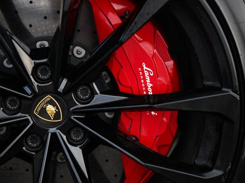Used 2020 Lamborghini Urus AWD/4WD image 8