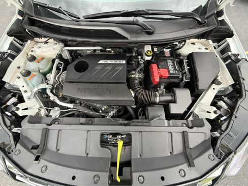 Used 2025 Nissan Rogue SV AWD/4WD image 22