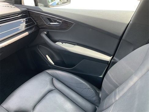 Used 2021 Audi Q7 2.0T Premium Plus image 18