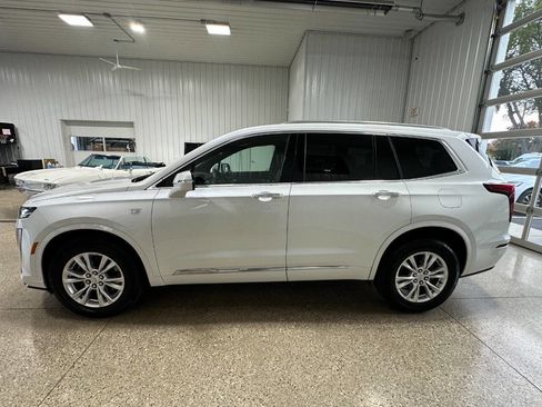 Used 2024 Cadillac XT6 Luxury w/ LPO, Floor Liner Package image 7