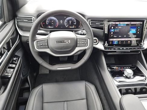 New 2026 Jeep Grand Wagoneer 2WD w/ Premium Group I image 12