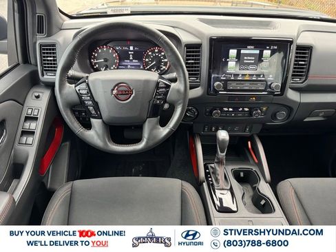 Used 2022 Nissan Frontier PRO-4X image 2