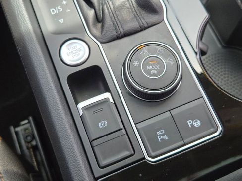Used 2019 Volkswagen Atlas SEL Premium AWD/4WD image 30