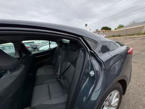 Used 2025 Toyota Camry LE image 10