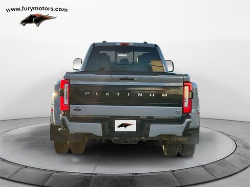 Used 2024 Ford F450 Platinum w/ FX4 Off-Road Package image 4