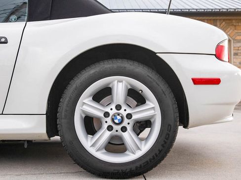 Used 2000 BMW Z3 2.5i image 36